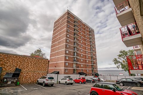 Surf and Surfside apartments and townhomes in Downtown Madison, WI. Fully Furnished, studio, one bedroom, 2 bedroom. Lake views. Managed by Wisconsin Management Company